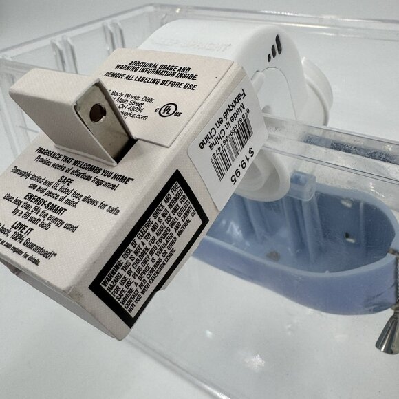 Bath and Body Cinderella Adjustable Wallflowers Scent Control Nightlight‎ - Picture 9 of 9